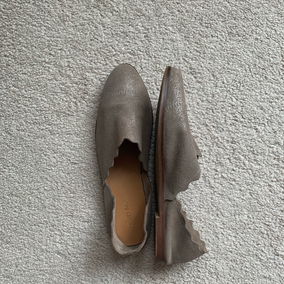 Anthropologie flats (shoes) - Picture 1 of 2